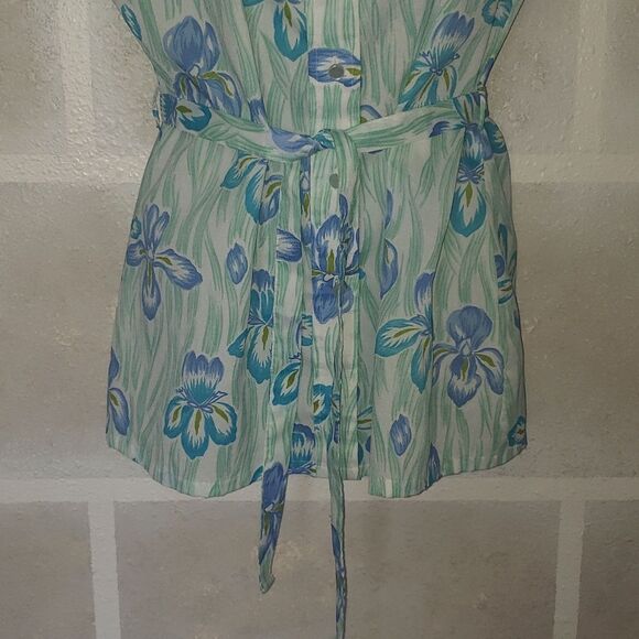 Vintage Kmart Floral Button Down Sleeveless Top - Picture 3 of 6